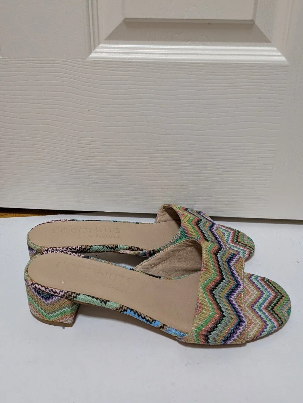 Coconuts by Matisse On Clouds sandal Rainbow Multicolor Raffia Size 10